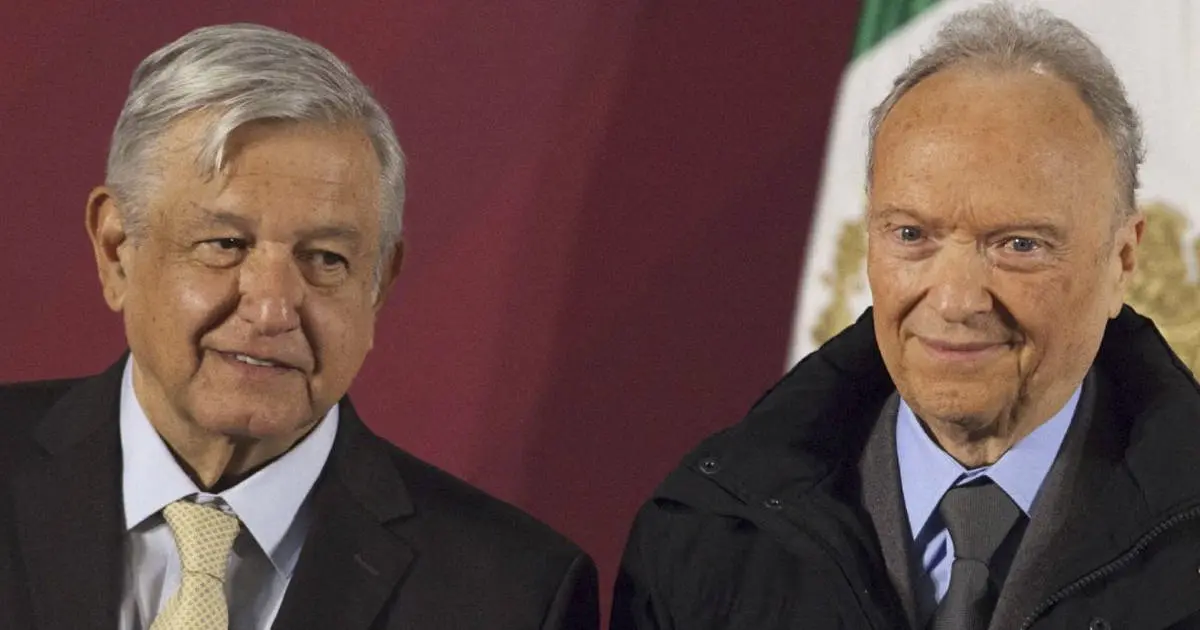 AMLO pide a Gertz agilizar entrega de bienes
