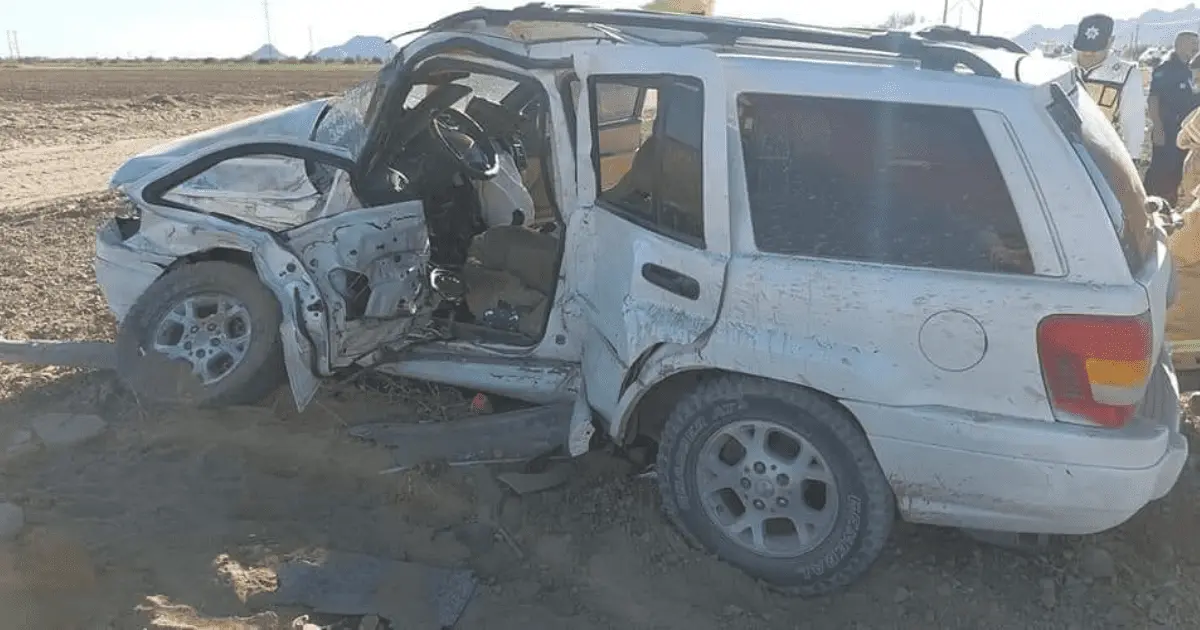 Choque en la carretera a Bahía de Kino deja 7 lesionados; 3 están graves