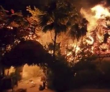 AMLO desconoce incendio en Holbox QR