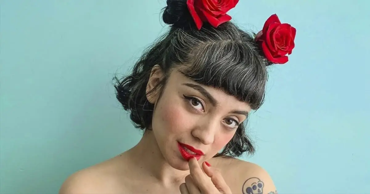 Mon Laferte ya es mexicana