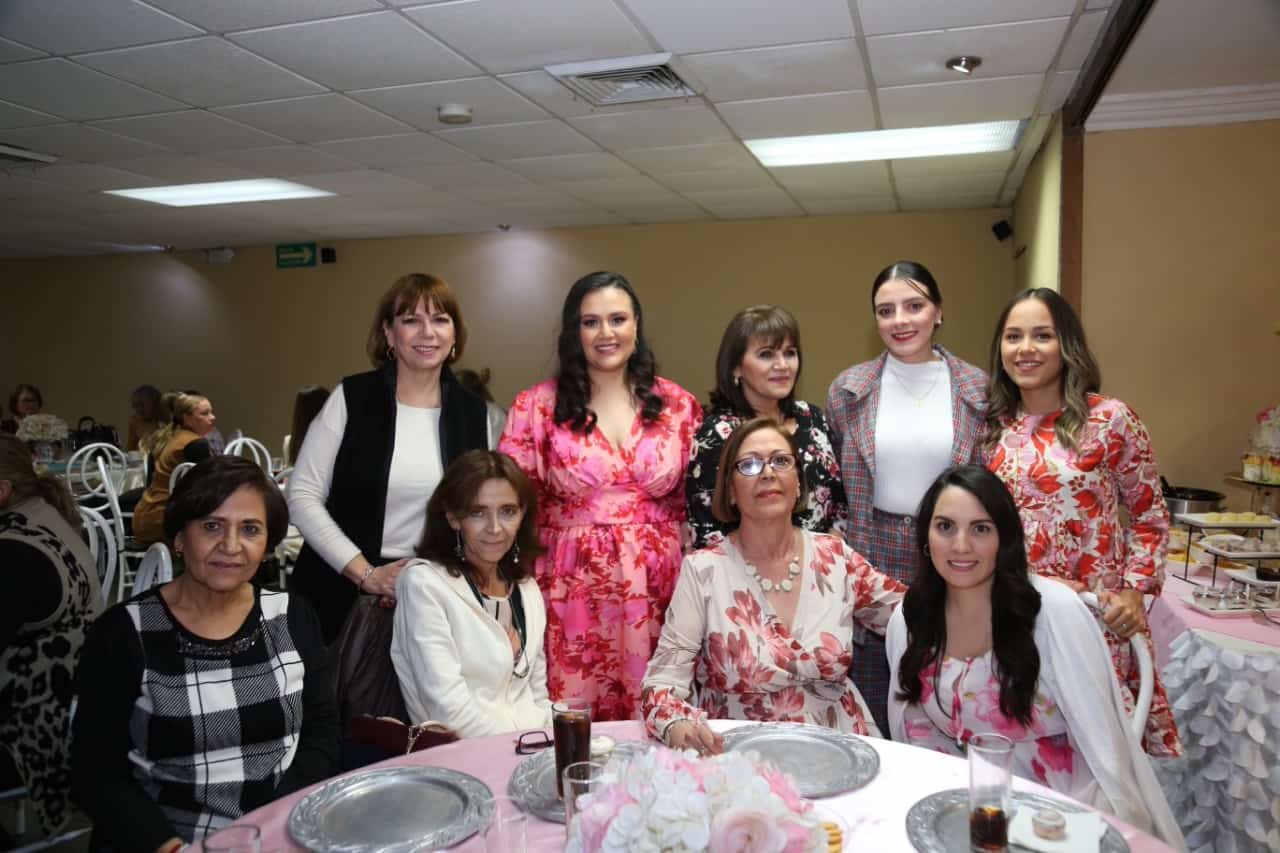 Será mamá Carmen Celina