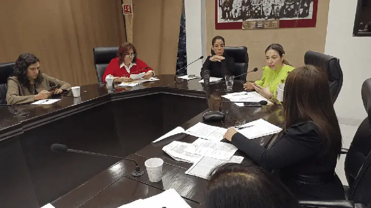 Inicia diálogo entre representantes de estancias infantiles y diputados