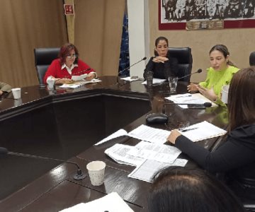 Inicia diálogo entre representantes de estancias infantiles y diputados