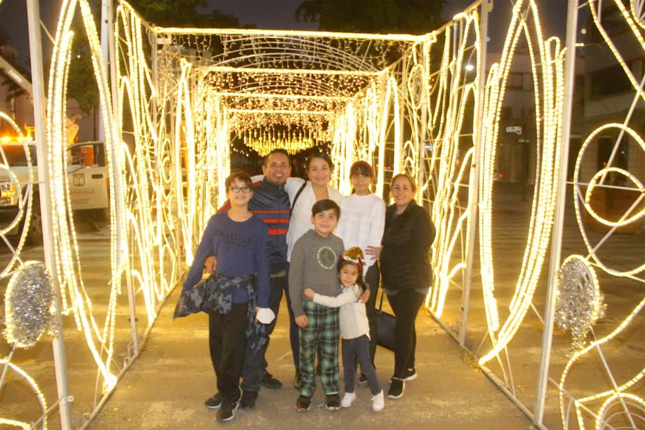 Brilla el espíritu navideño
