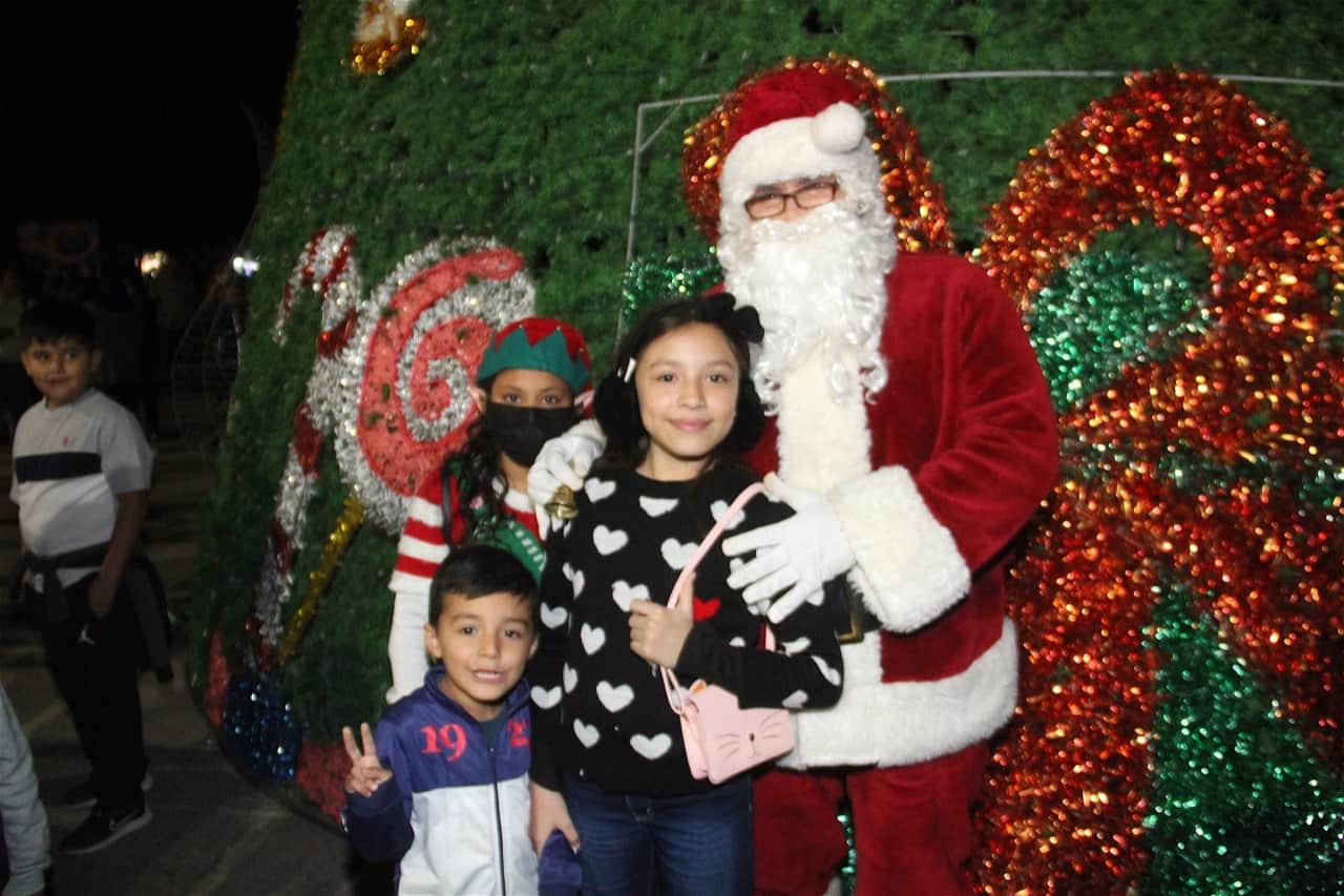 Brilla el espíritu navideño