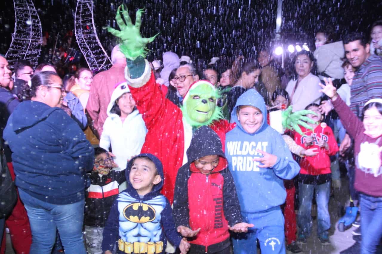 Brilla el espíritu navideño