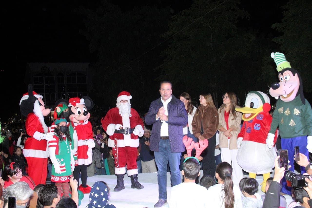 Brilla el espíritu navideño