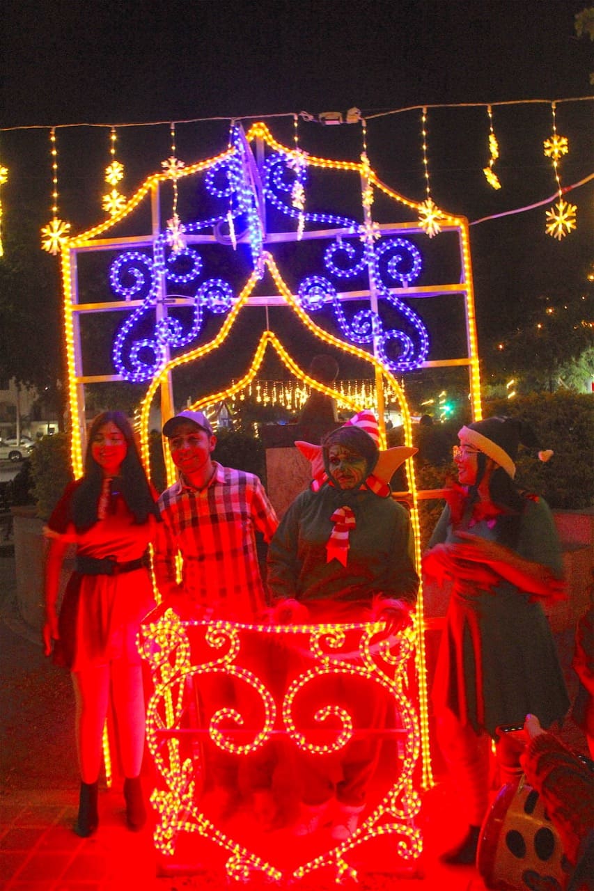 Brilla el espíritu navideño