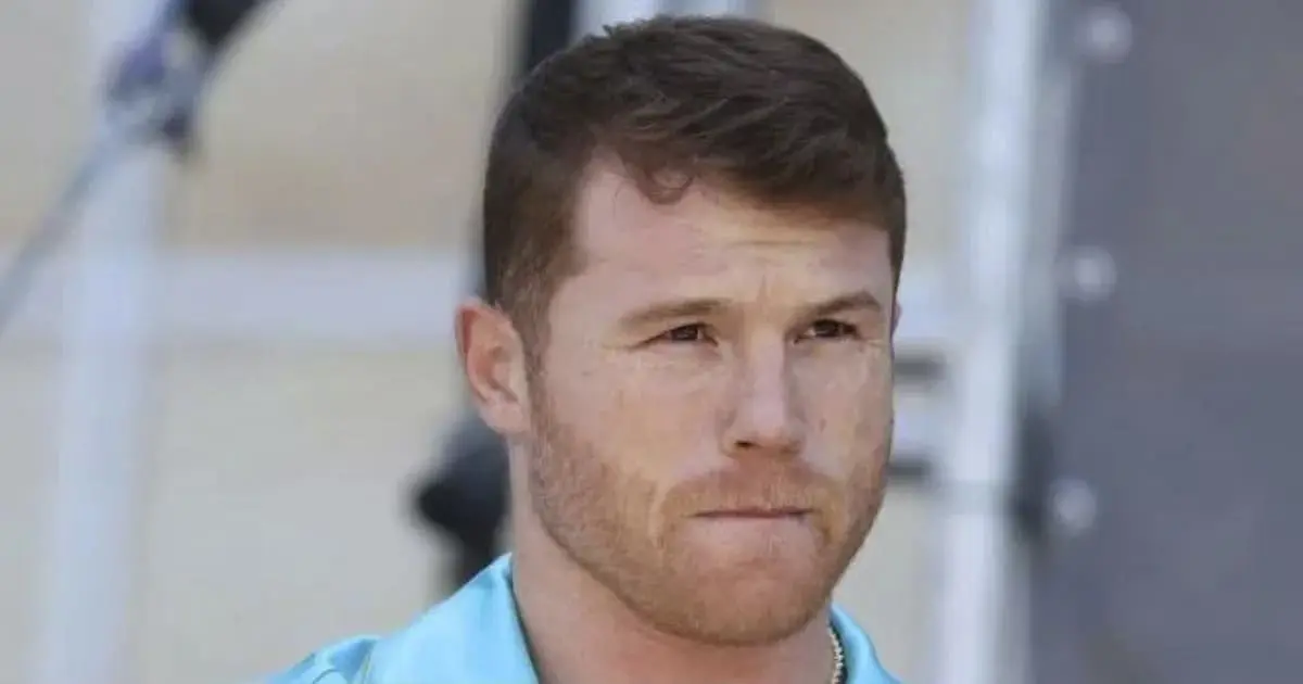 Canelo Álvarez muestra ayuda a bebé prematuro