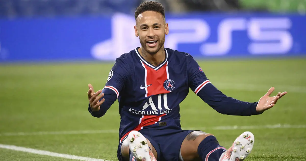 Critican Neymar en redes por polémica imagen con una sustancia