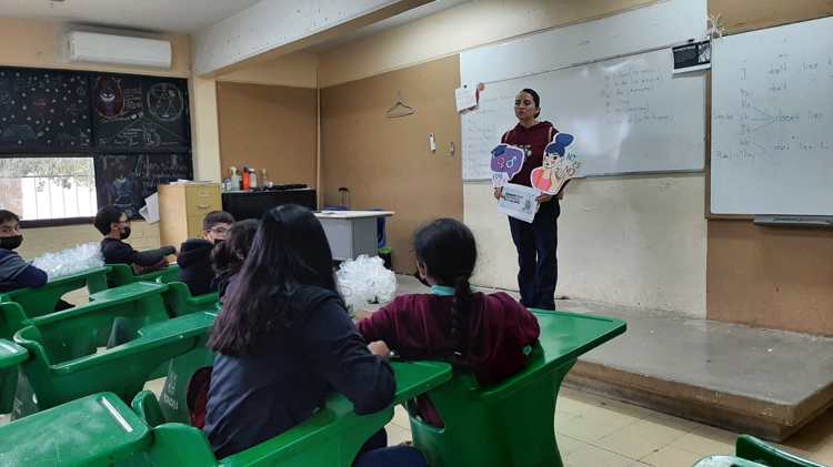 Llevan charlas de educación sexual a escuelas de Hermosillo