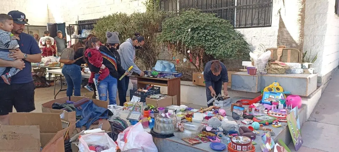 Bazar solidario en beneficio a los trabajadores de la construcción