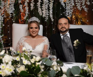 Unen su vidas Linda Karina y Carlos Enrique