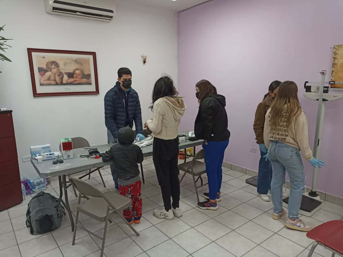 Donan ropa a los más vulnerables en Los Olivos con el Street Store