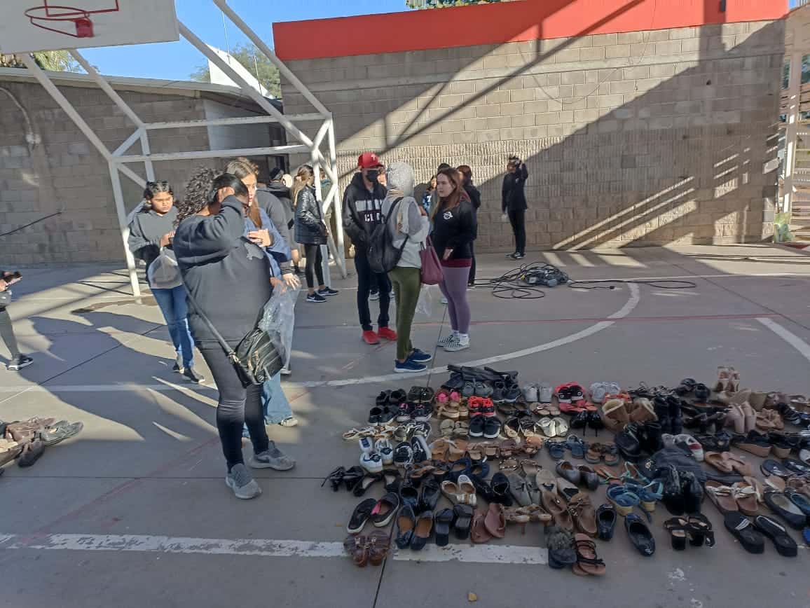 Donan ropa a los más vulnerables en Los Olivos con el Street Store