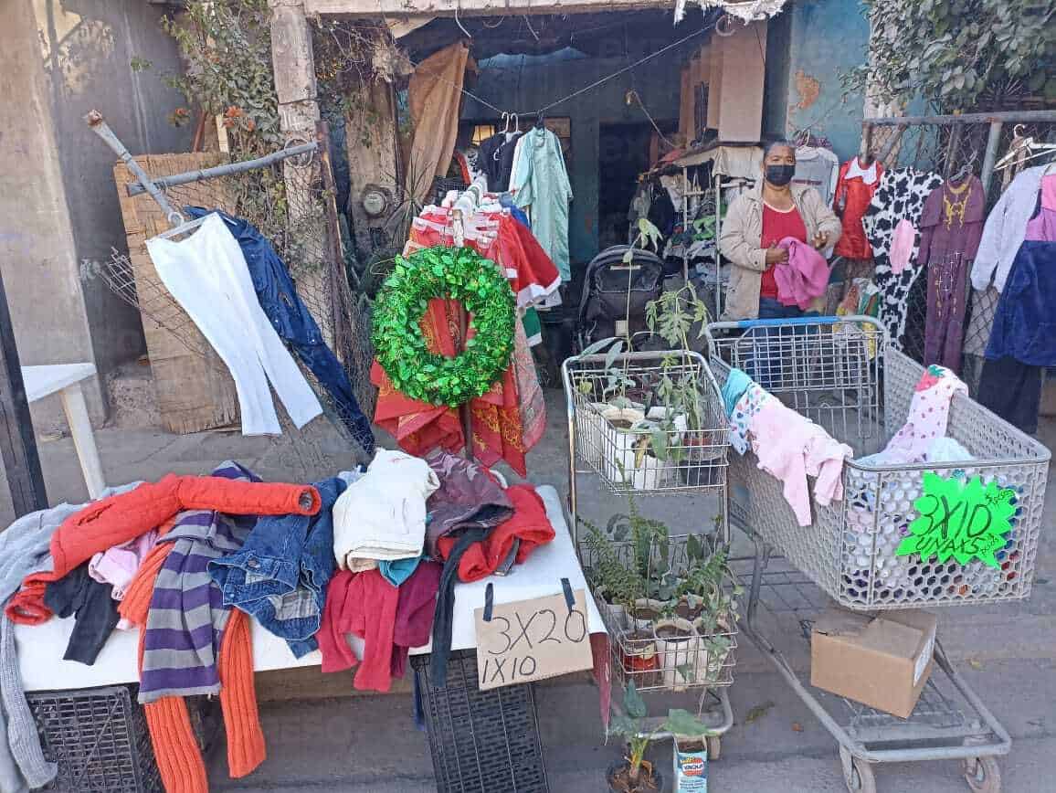 Hermosillenses llenan de vida el Tianguis de Los Olivos