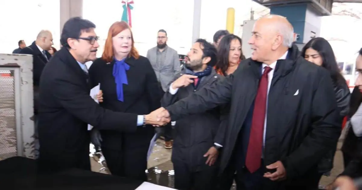 Ratifican acuerdo de hermandad entre ambas Nogales