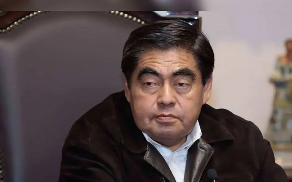 Muere gobernador de Puebla, Miguel Barbosa Huerta