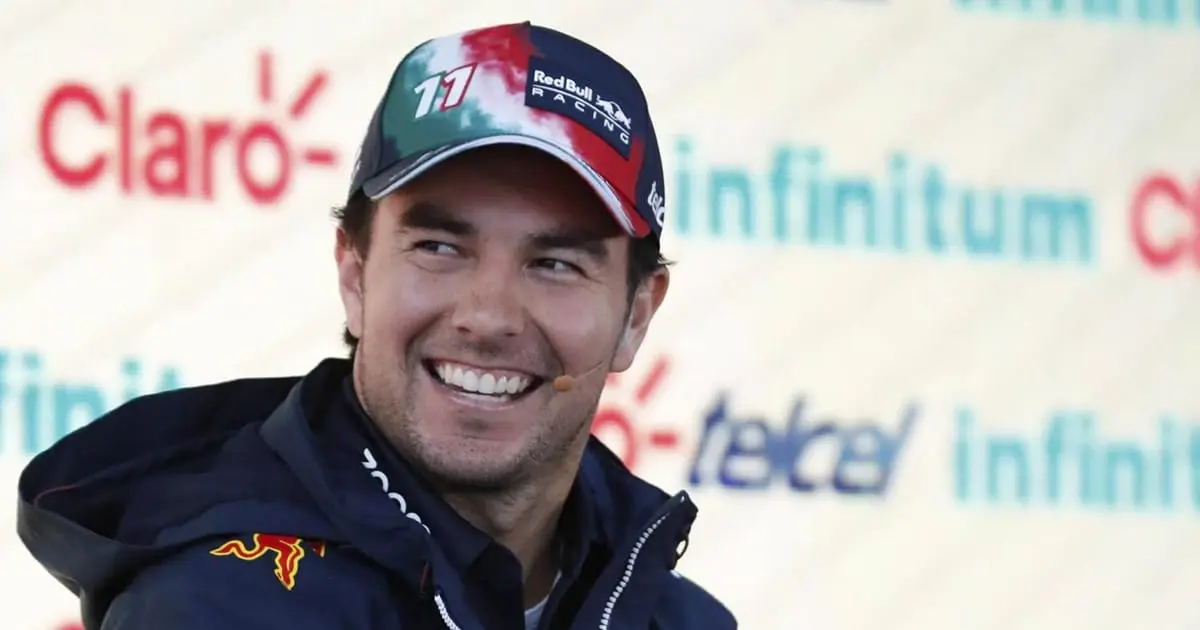 Así ganó Checo Pérez el nombre de Ministro de Defensa
