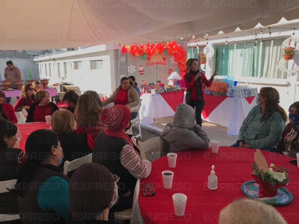 Agrupación George Papanicolaou celebra posada con pacientes