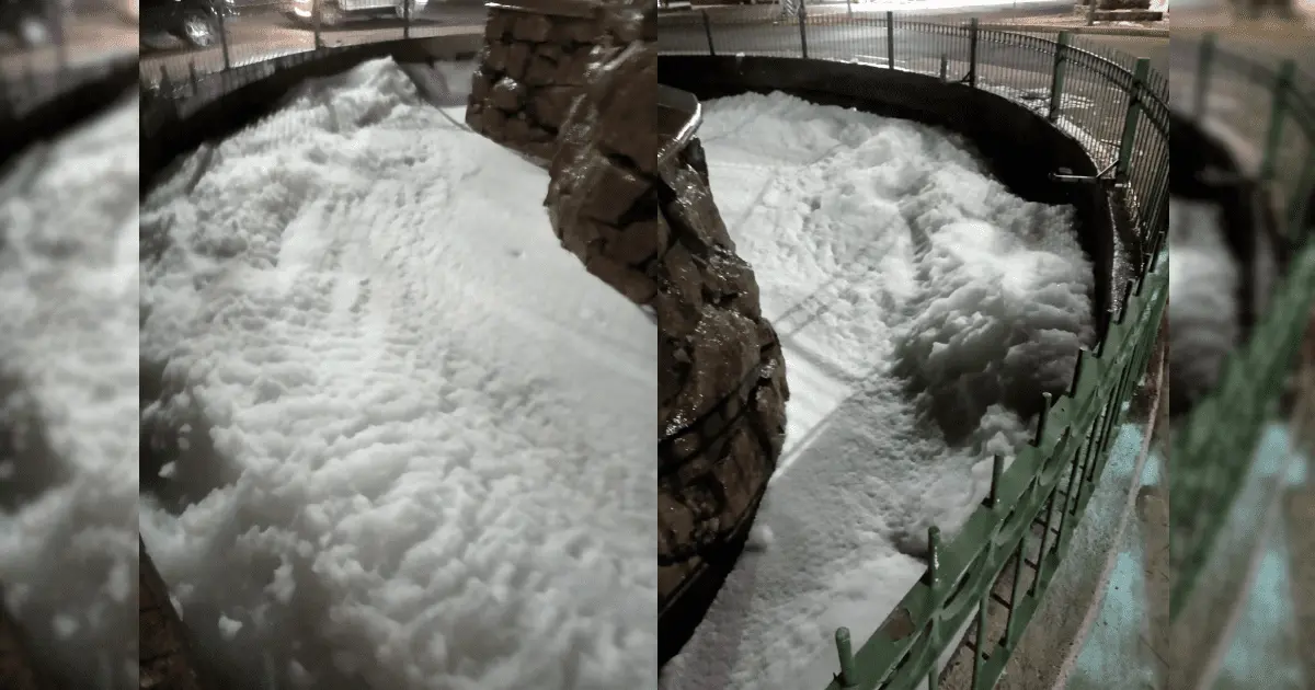 Arrojan jabón a la cascada monumental de Ciudad Obregón