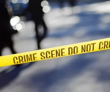 Tiroteo afuera de una escuela deja al menos un joven muerto en Chicago