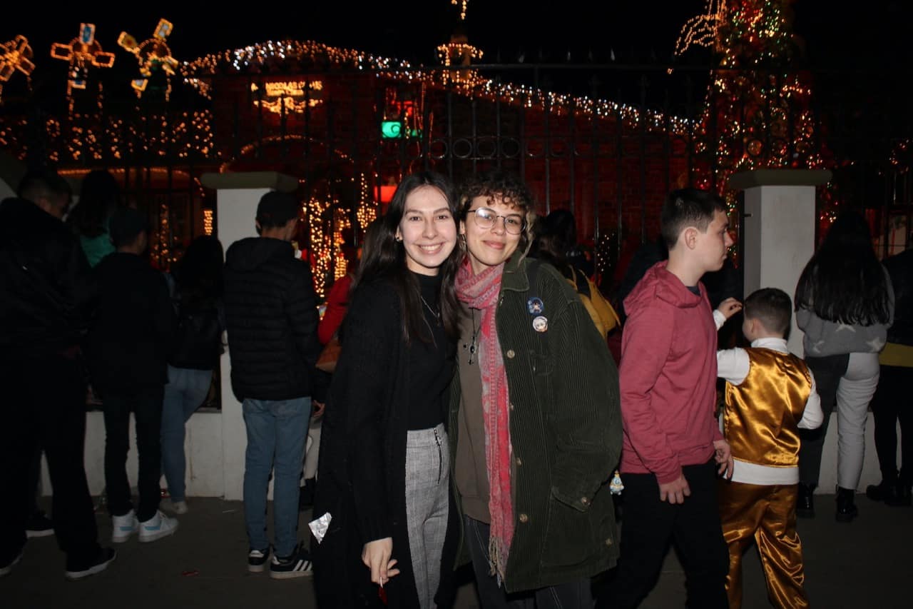 Encienden su espíritu navideño
