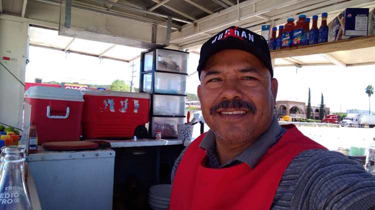 El Compa Canelo sigue con su labor altruista