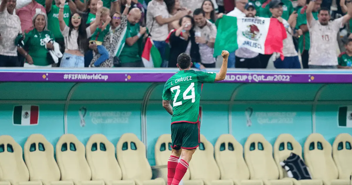 Luis Chávez, candidato al Mejor Gol de Qatar 2022; así puedes votar