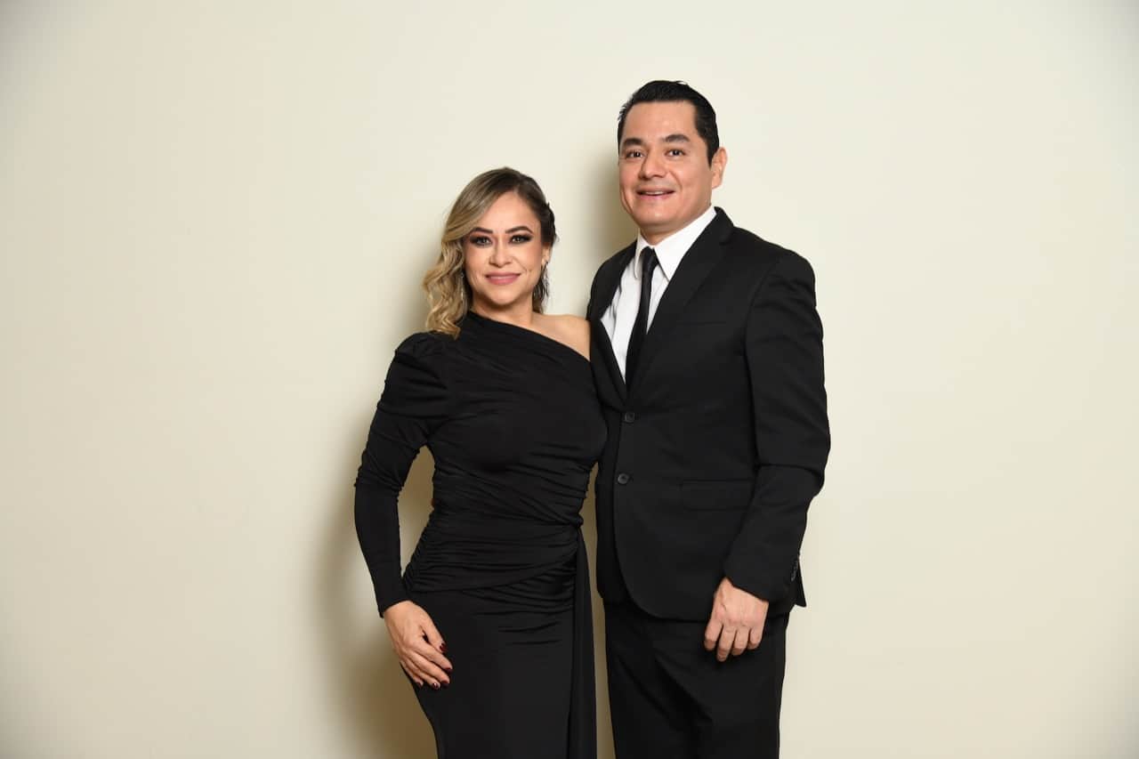 Festeja Karla López cumpleaños
