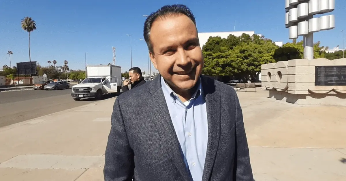Antonio Astiazarán desea que Navidad y Año Nuevo sean felices fiestas