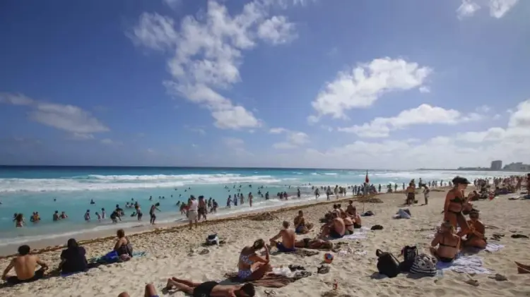 Miles de estadounidenses viajan a México en la temporada de Spring Break. (Foto: Especial)