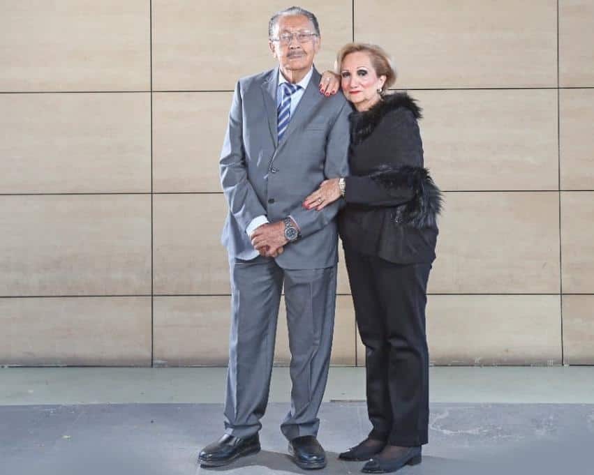 Cumplen 51 años de casados