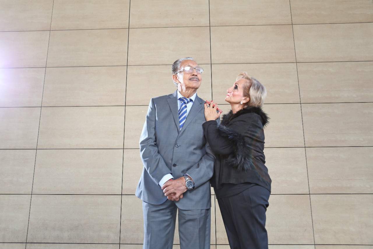 Cumplen 51 años de casados