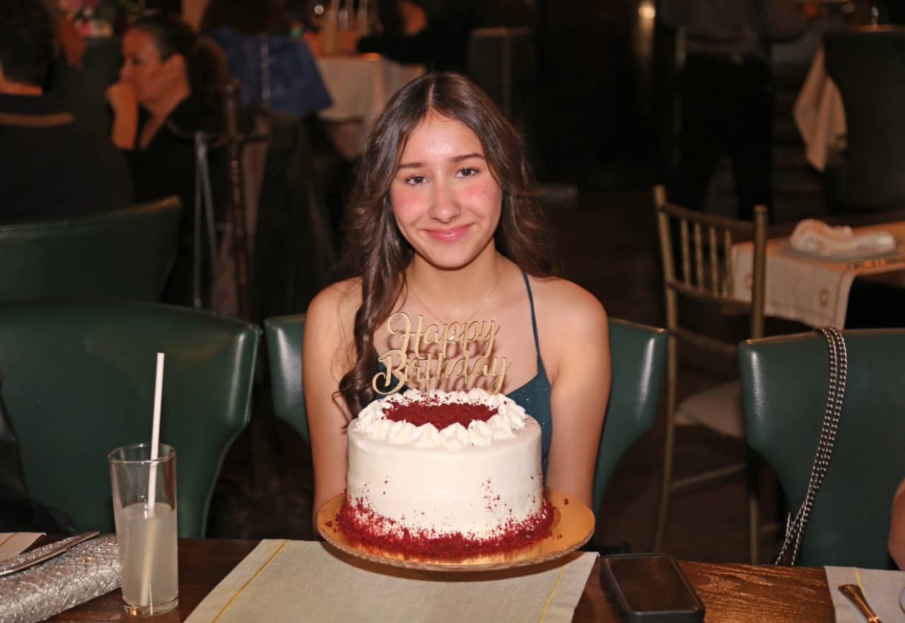 Tiene Fernanda un bello cumpleaños