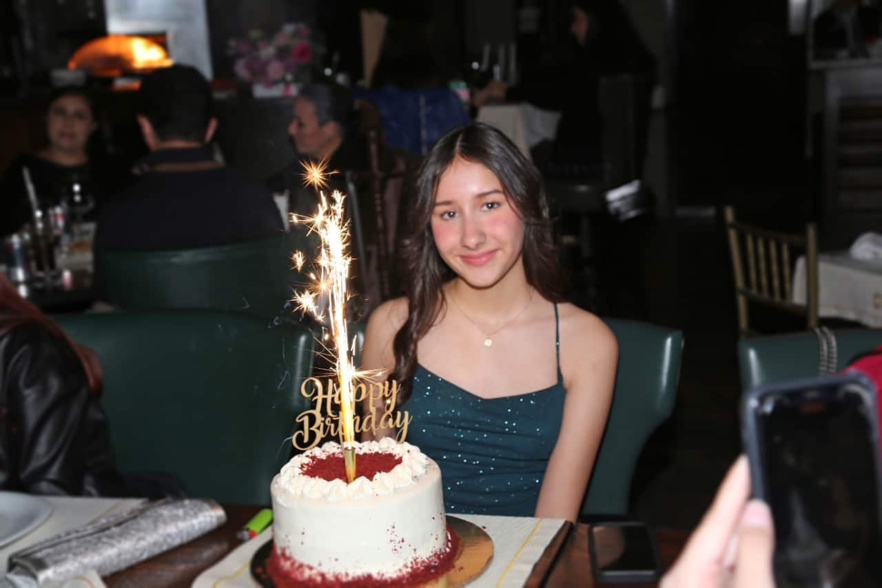 Tiene Fernanda un bello cumpleaños