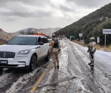 Cierran tramo de la carretera Agua Prieta-Janos