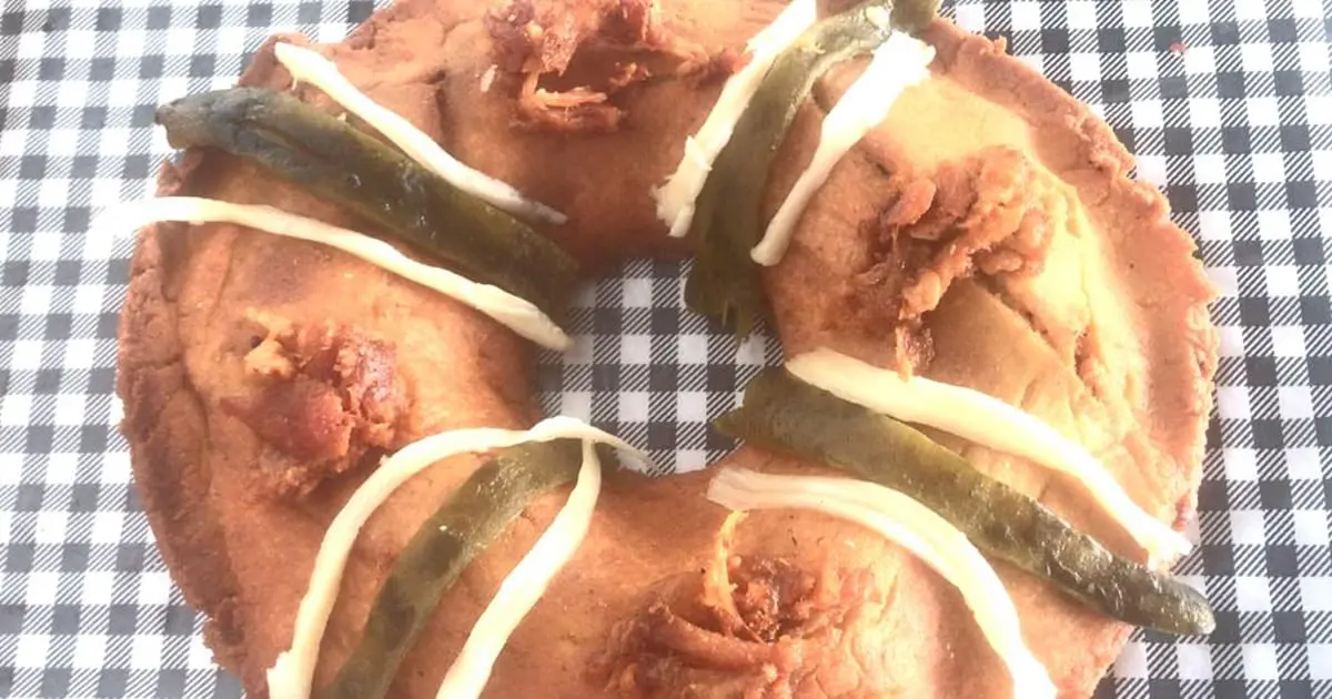 Celebran Día de Reyes con rosca de Garnachas