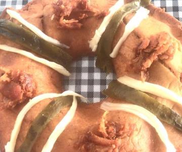 Celebran Día de Reyes con rosca de Garnachas