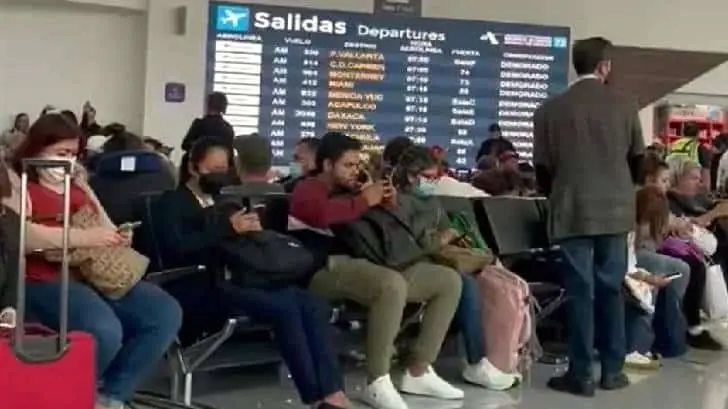Hechos en Culiacán provocan demoras y cancelaciones en vuelos