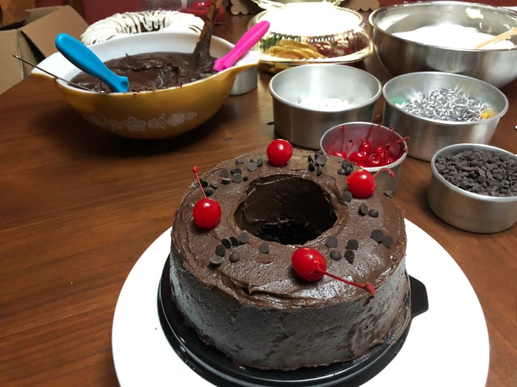 Abuelos le inculcaron el amor por la repostería
