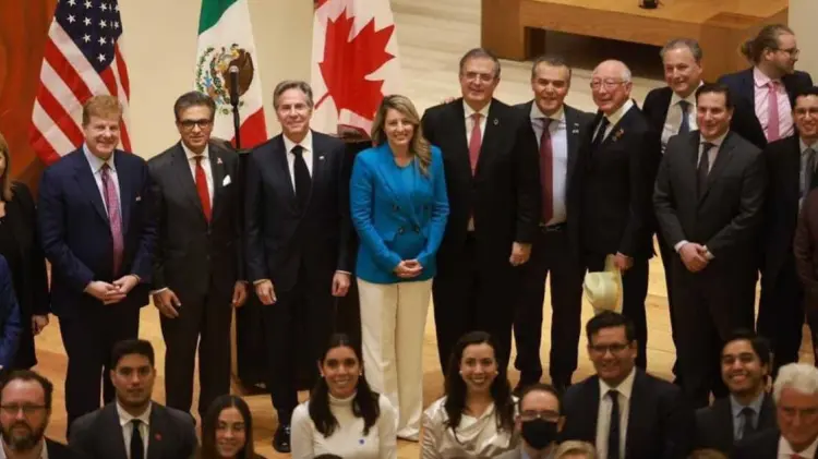Foto: Tomada de Twitter / @m_ebrard.