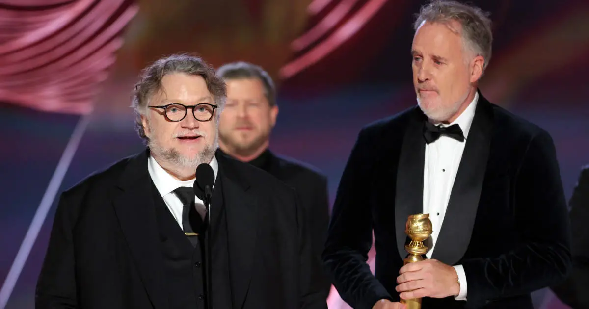 Guillermo del Toro triunfa en los Globos de Oro con Pinocho