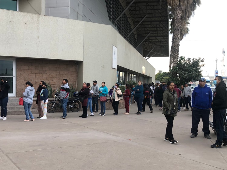 Entrega de uniformes en Cajeme vuelve a sufrir retraso