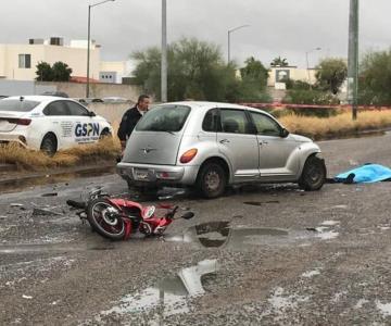 Muere motociclista en triple choque al poniente de Hermosillo