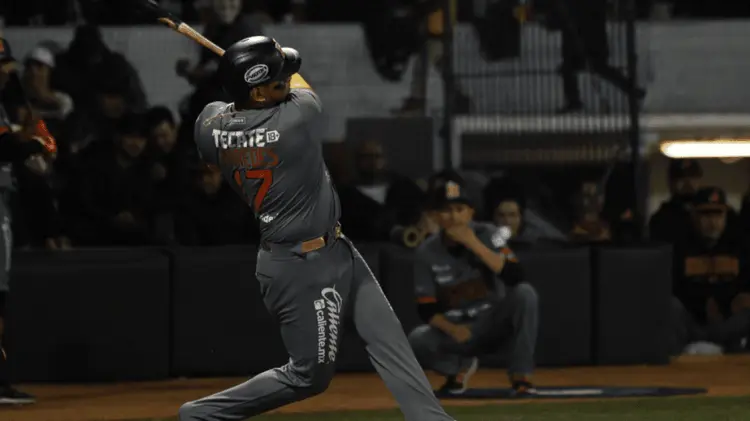 Algodoneros de Guasave lidera la serie 3-2 ante Naranjeros de Hermosillo. (Foto: Cortesía)