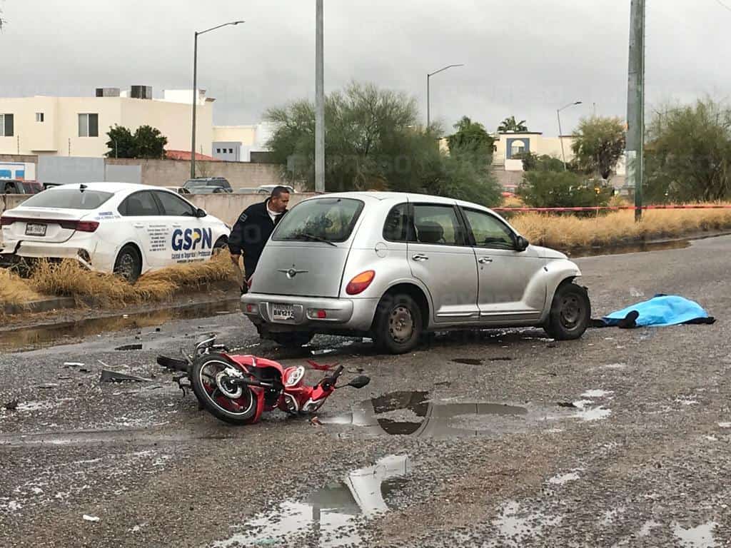 Muere motociclista en triple choque al poniente de Hermosillo