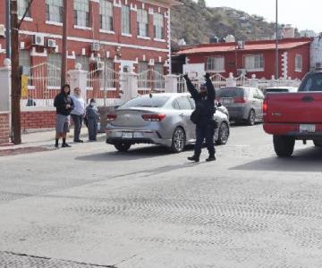 Tránsito vigila accesos en escuelas de Nogales