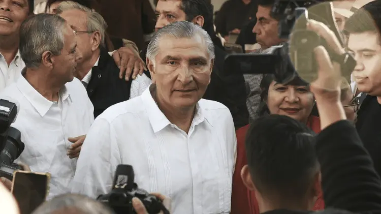 Desmiente secretario de Gobernación desvanecimiento o infarto de AMLO
