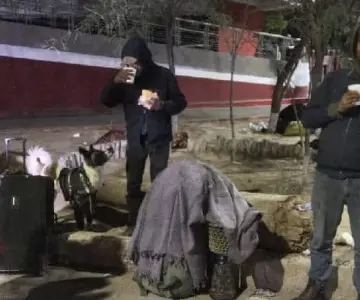 Dan refugio en albergues a 43 personas por bajas temperaturas